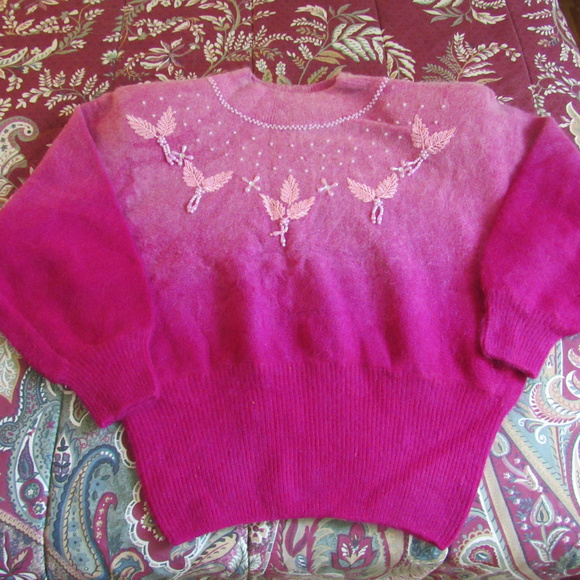SWEATER PURPLE  SIZE 110 (M) - Picture 1 of 7